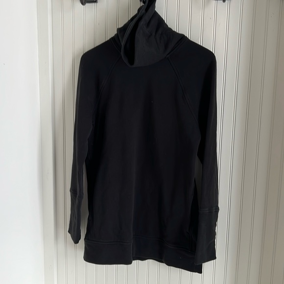 Lululemon To You Tunic Sweatshirt Black - Picture 4 of 10